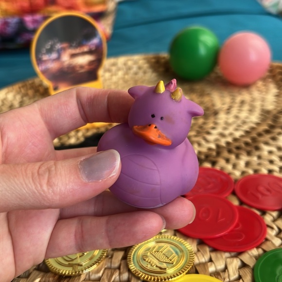 💝 10/$10 💝 Lot of little items: Pirate Coins, Purple Dinosaur Rubber Ducky, etc - Picture 7 of 9